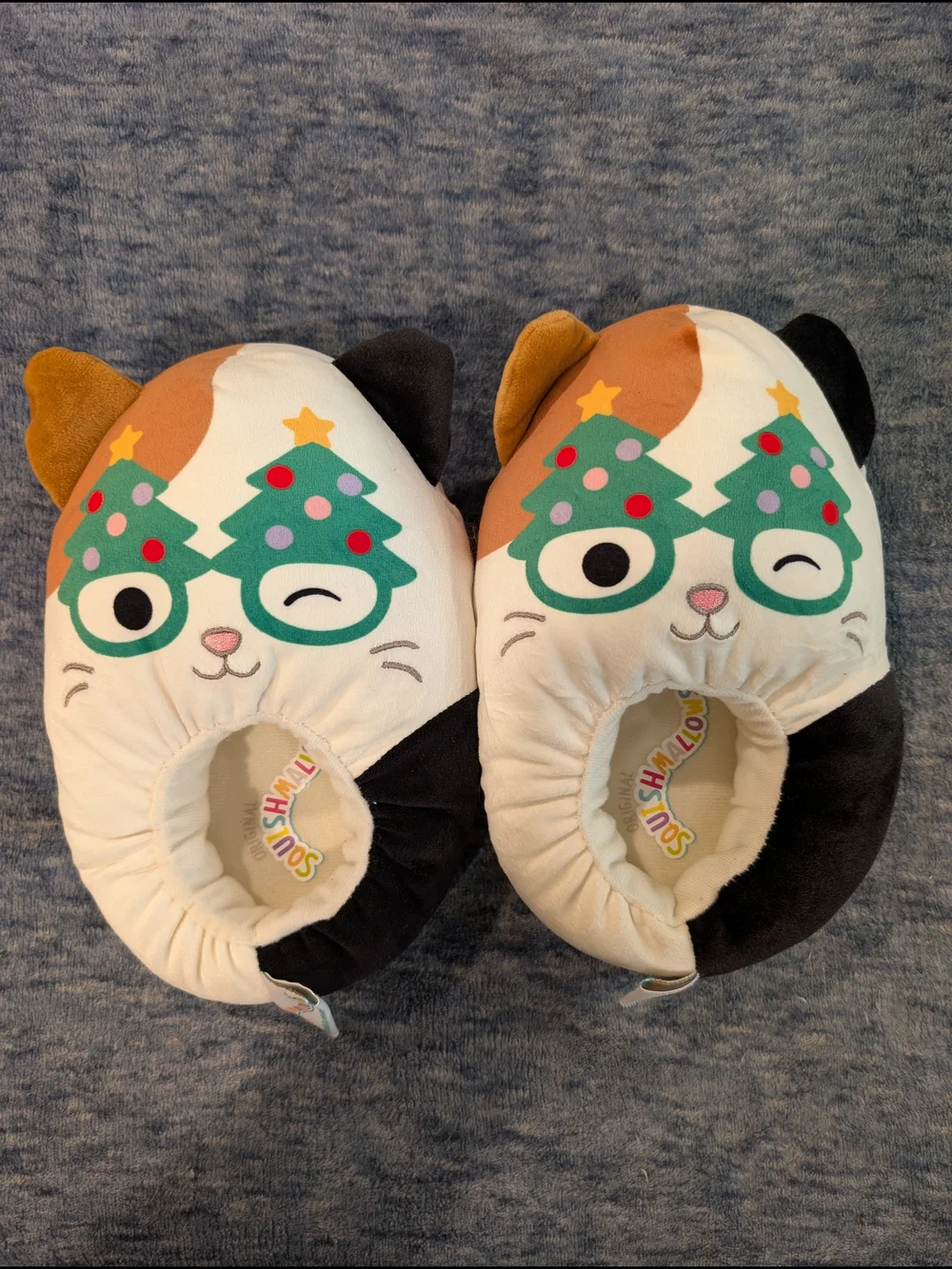 Squishmallows Size 4/5 Cat Slipper Shoes with Holiday Tree Glasses